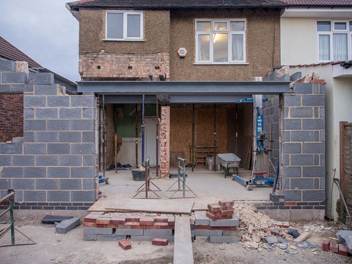 Faut-il planifier des travaux de r\u00e9novation avant la vente d\u0092un bien immobilier \u00e0 Urrugne ?